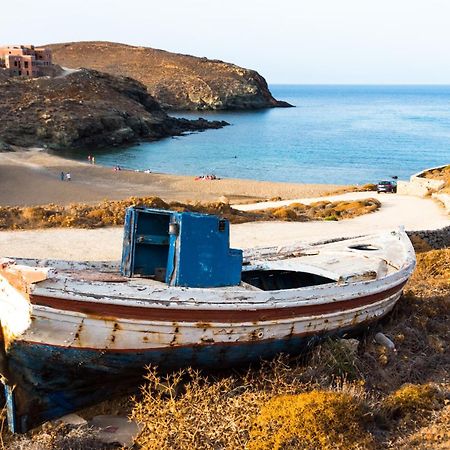 Merchia Beach Sea Rock & Sky Private Residence المظهر الخارجي الصورة