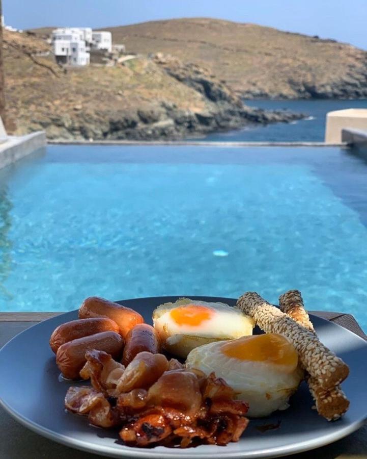 Merchia Beach Sea Rock & Sky Private Residence المظهر الخارجي الصورة