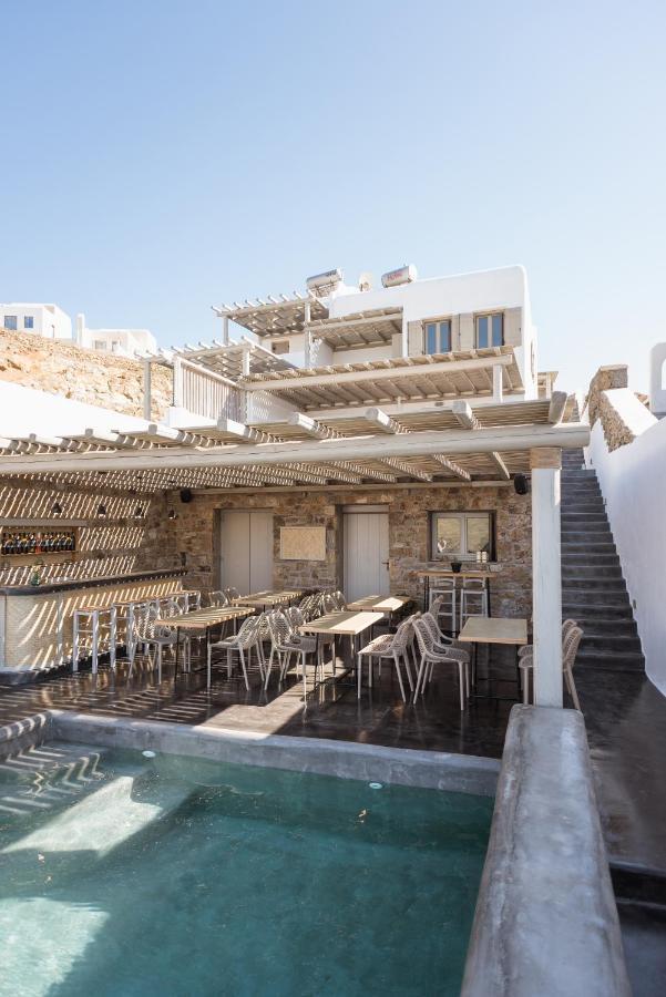 Merchia Beach Sea Rock & Sky Private Residence المظهر الخارجي الصورة