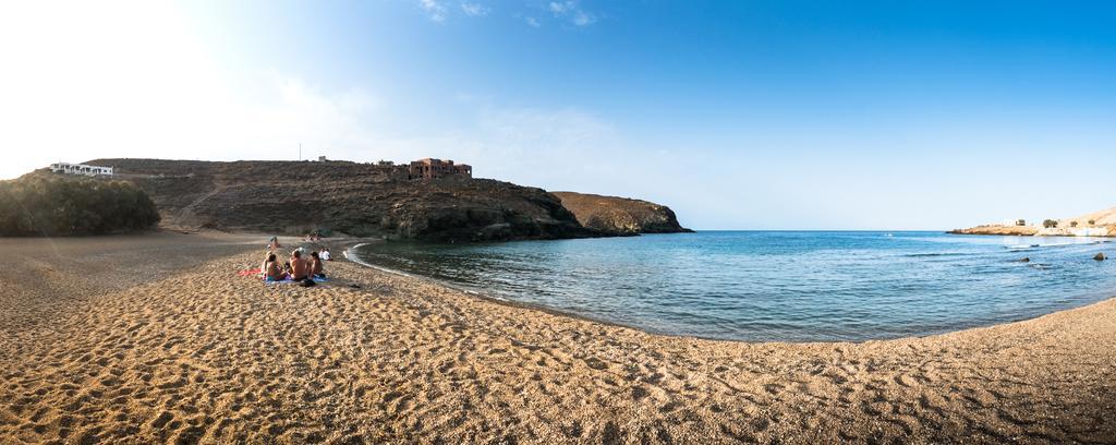 Merchia Beach Sea Rock & Sky Private Residence المظهر الخارجي الصورة