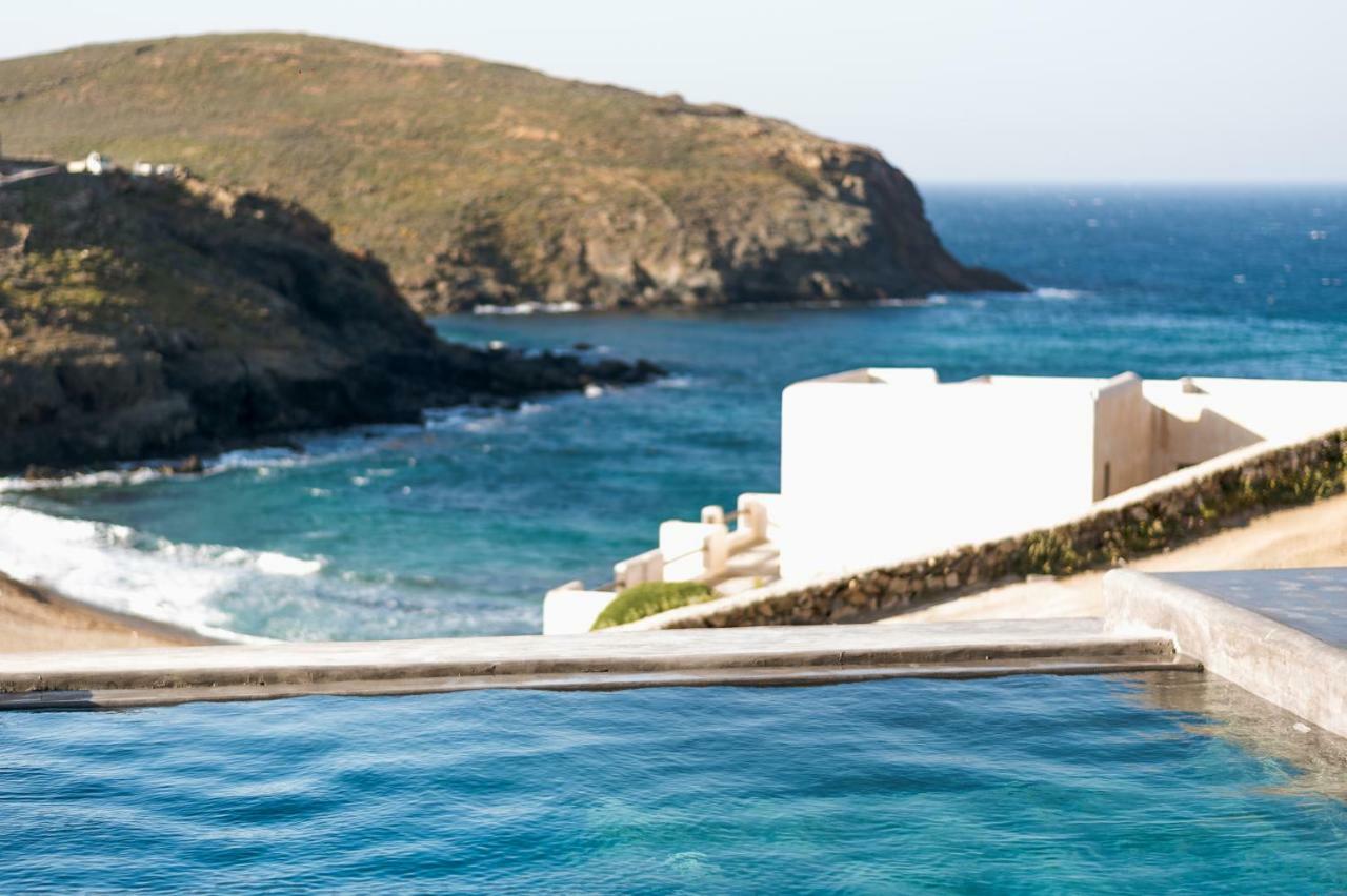 Merchia Beach Sea Rock & Sky Private Residence المظهر الخارجي الصورة
